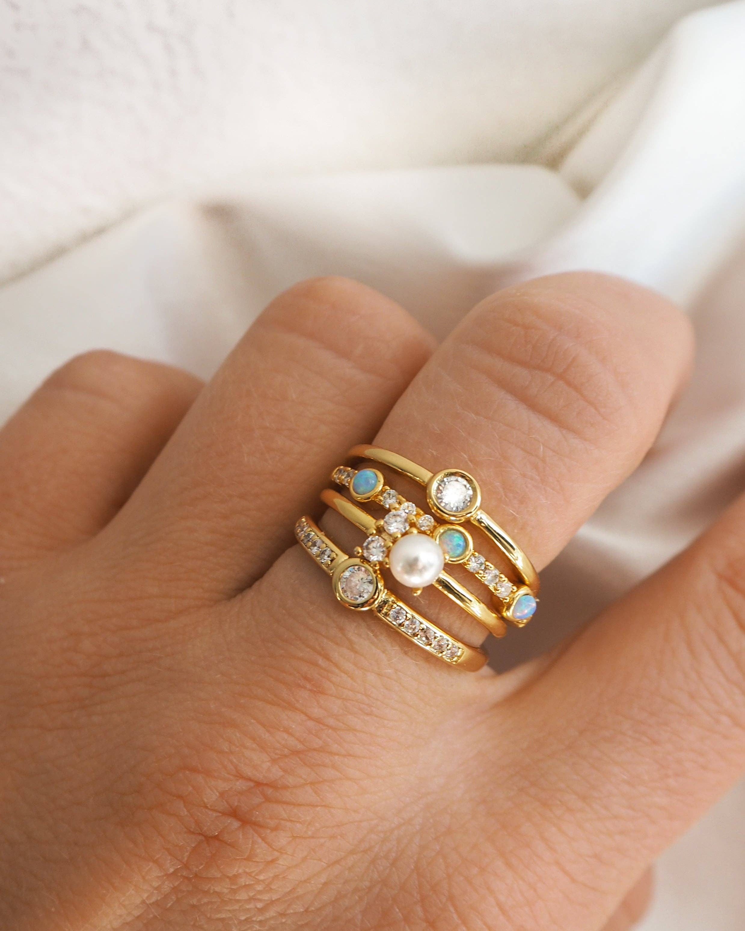 Gianna Ring