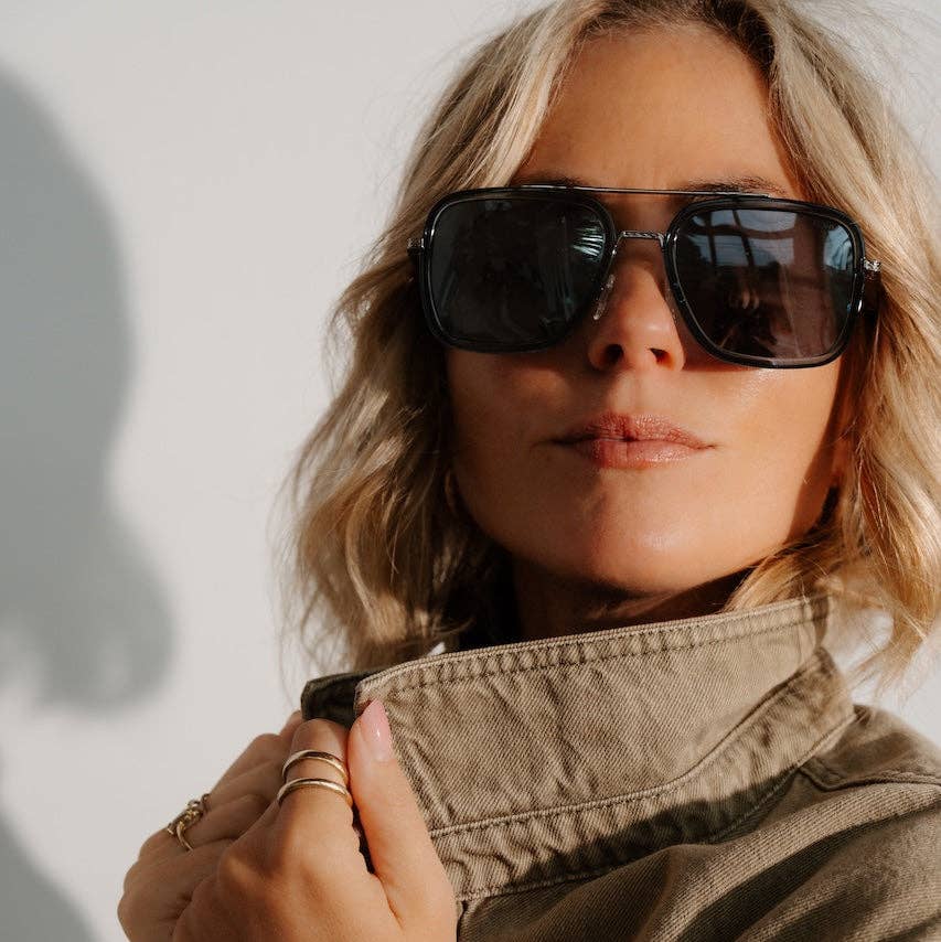 Lex Plum Sunnies