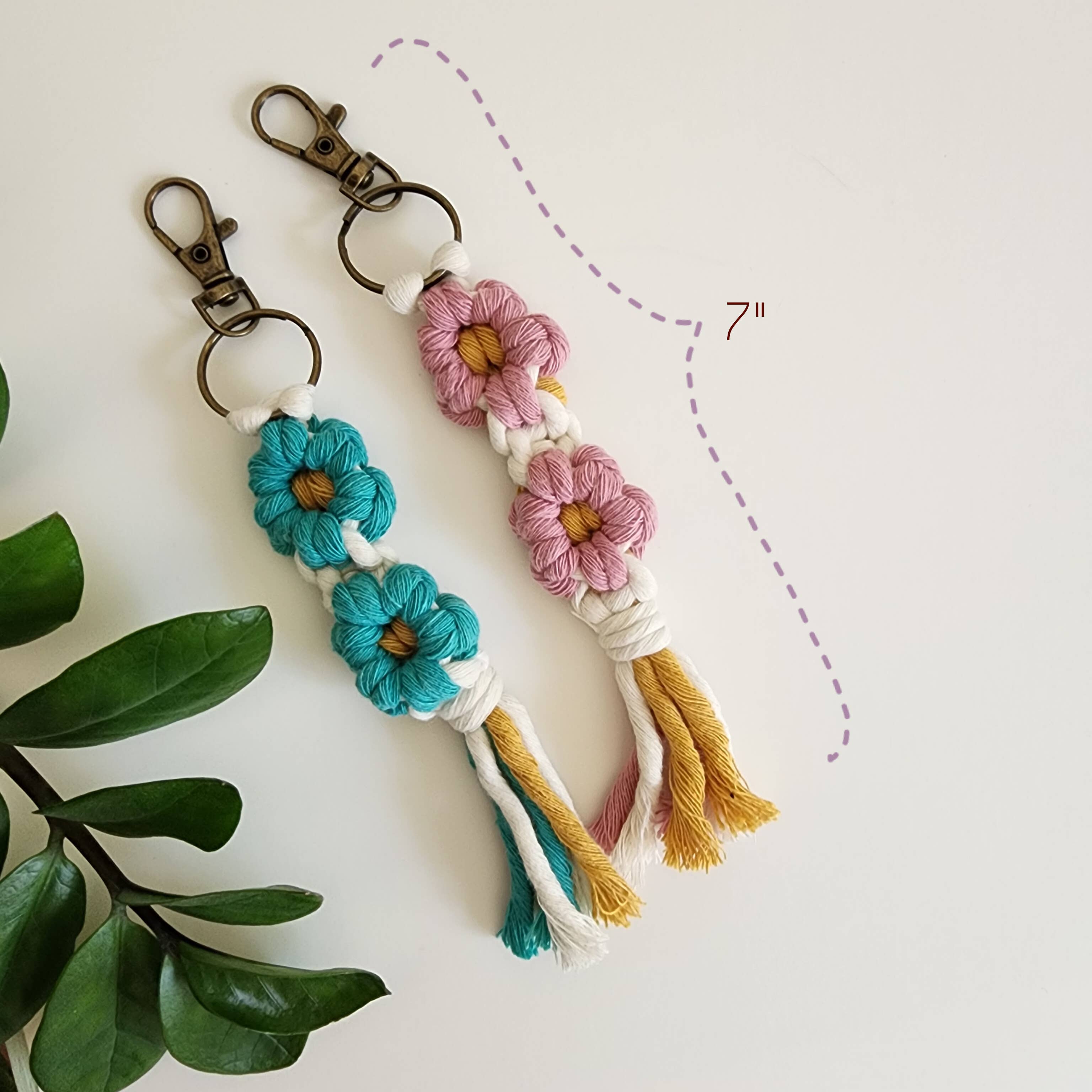Macrame Daisy Keychain