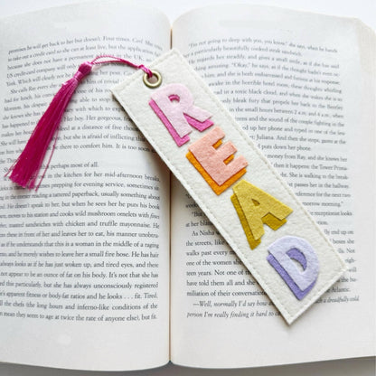 Read Felt Bookmark 