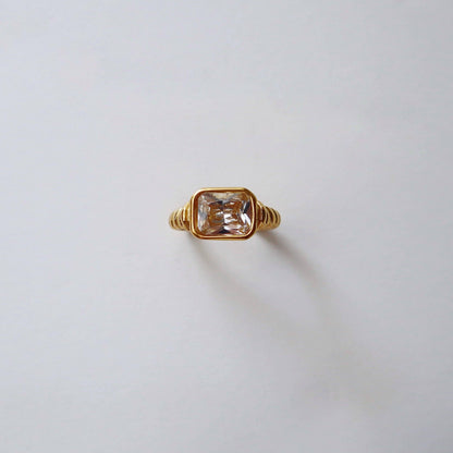 Waverly Ring