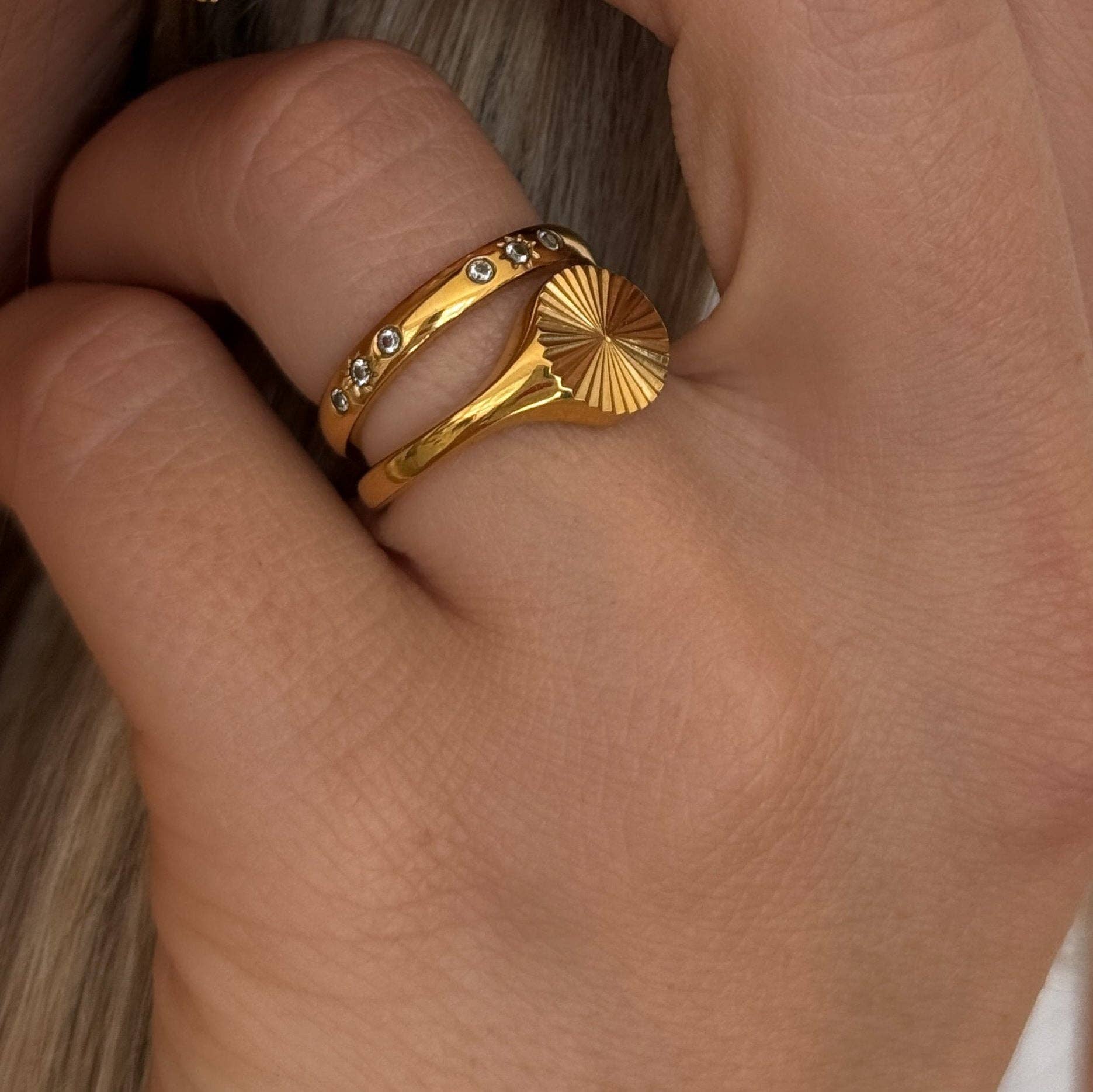 Poppy Ring