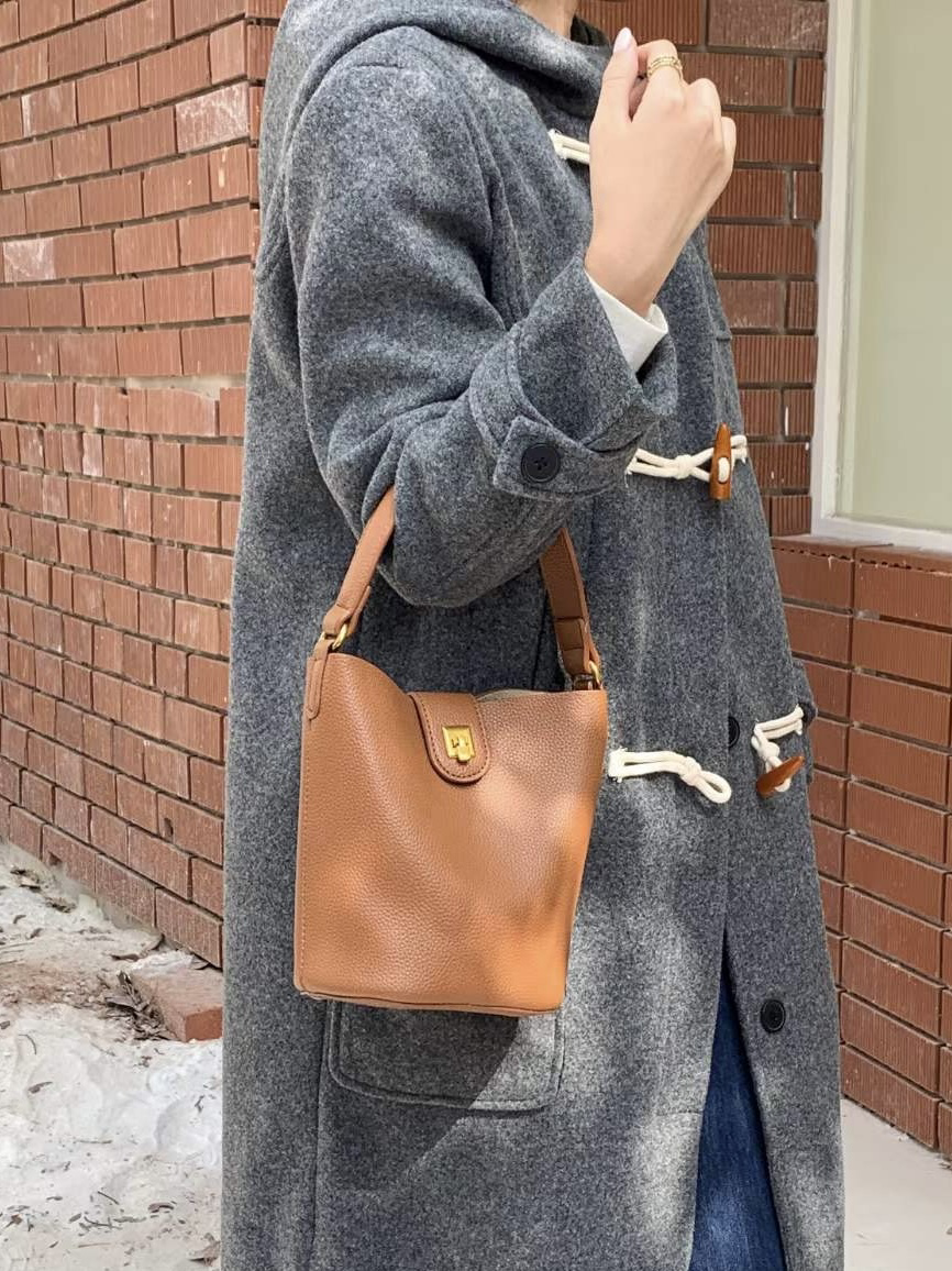 The Honeycomb Crossbody