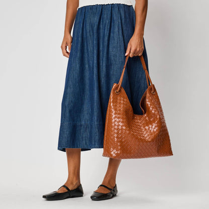Ezia Hobo