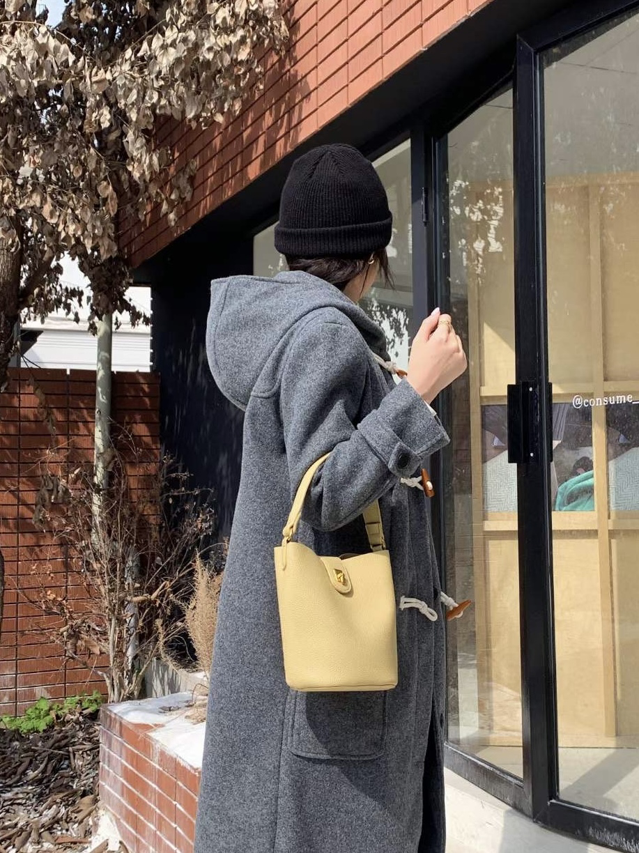 The Honeycomb Crossbody