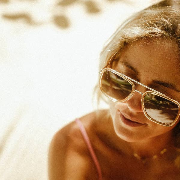 Lex Plum Sunnies