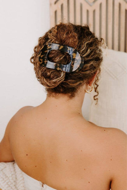 Tortoise Round Flat Hair Clip
