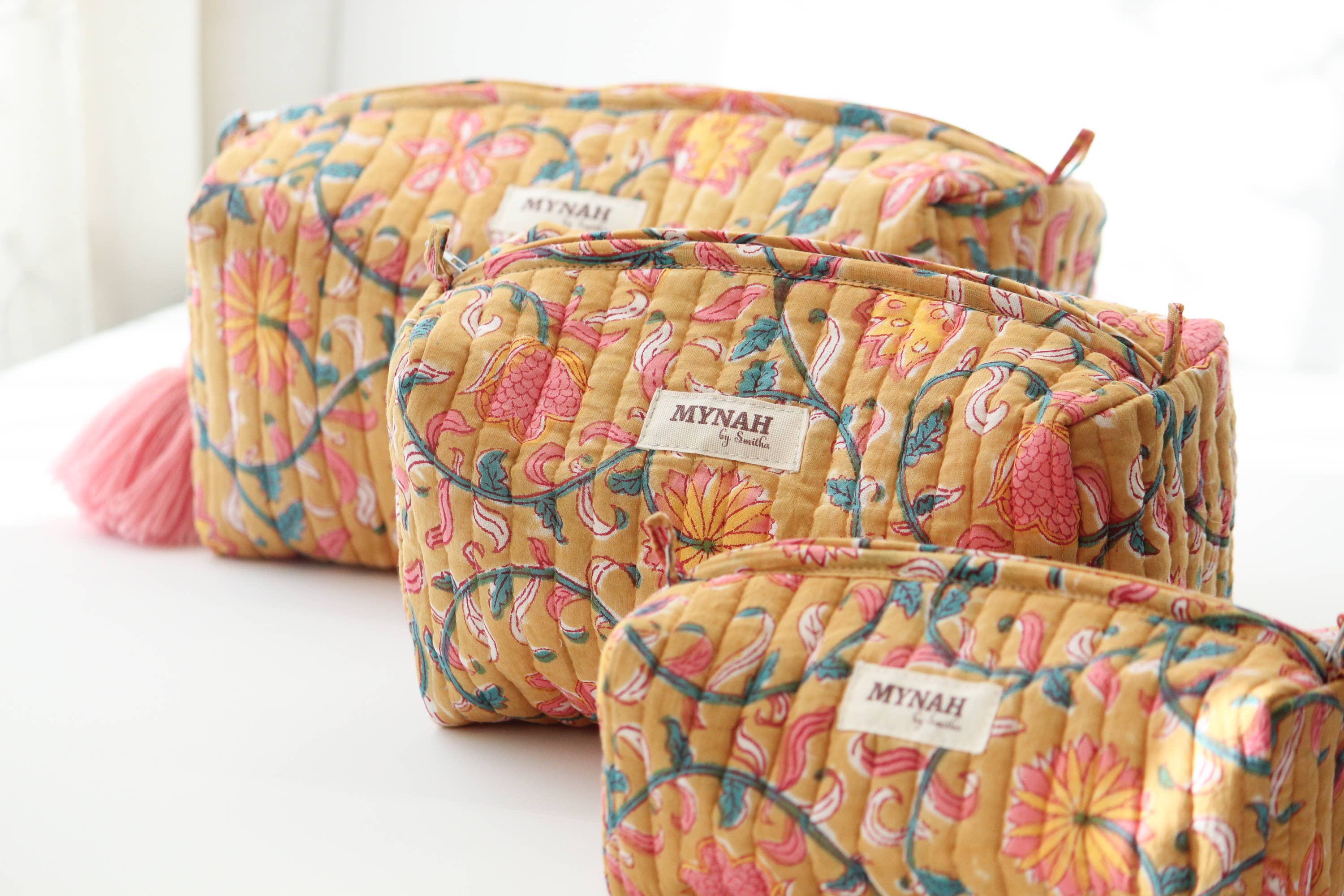 Henna Vines Travel Pouch