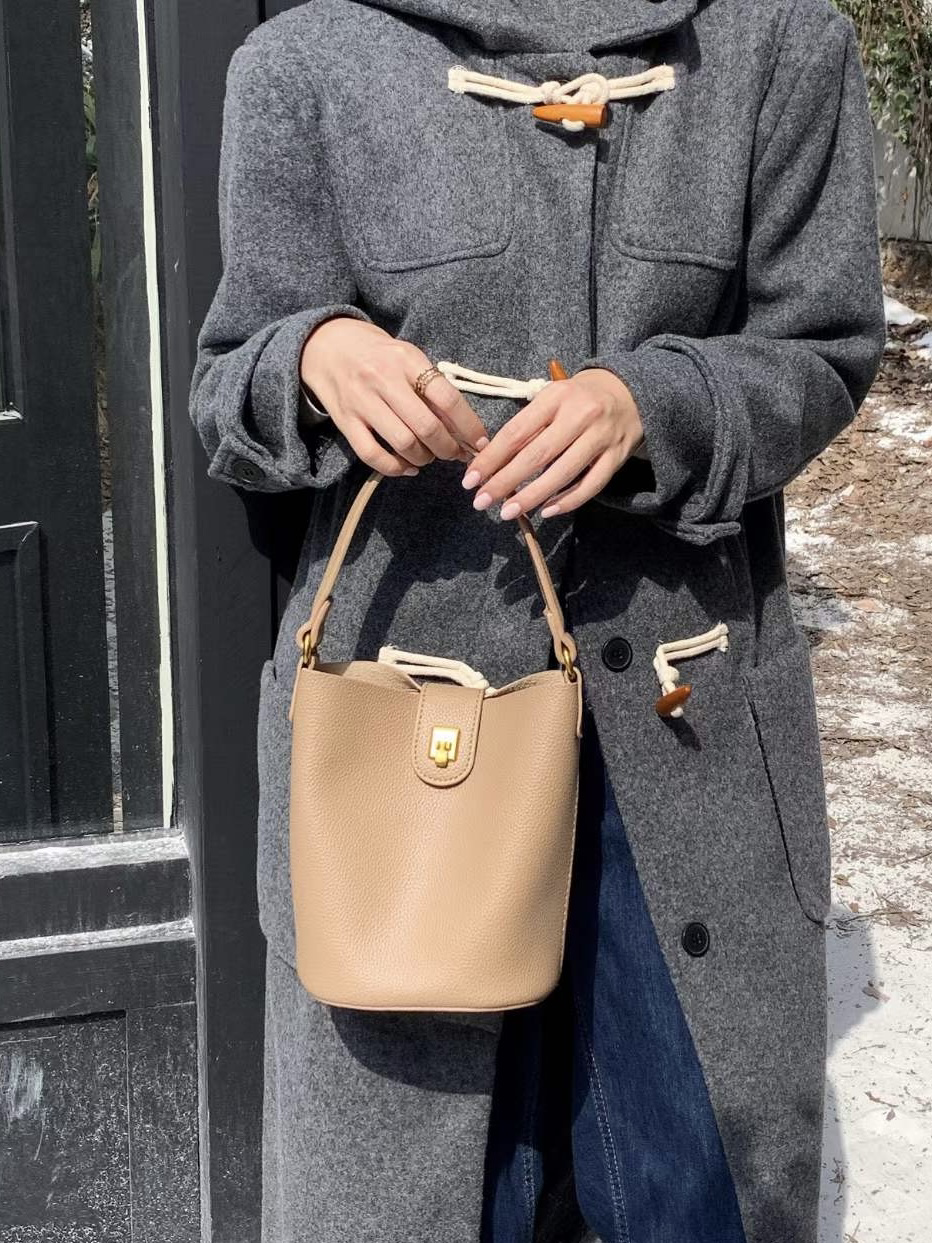 The Honeycomb Crossbody